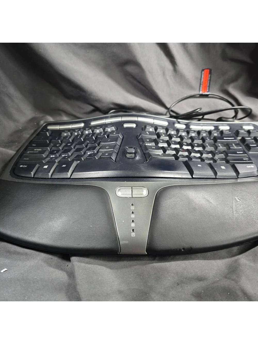 Microsoft Natural Ergonomic Keyboard 4000 v1.0 USB Wired Black Gray KU-0462